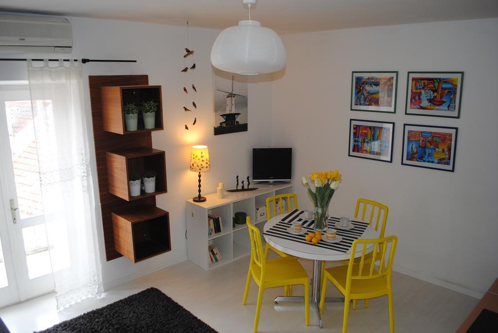 Apartment Optimist Makarska Oda fotoğraf