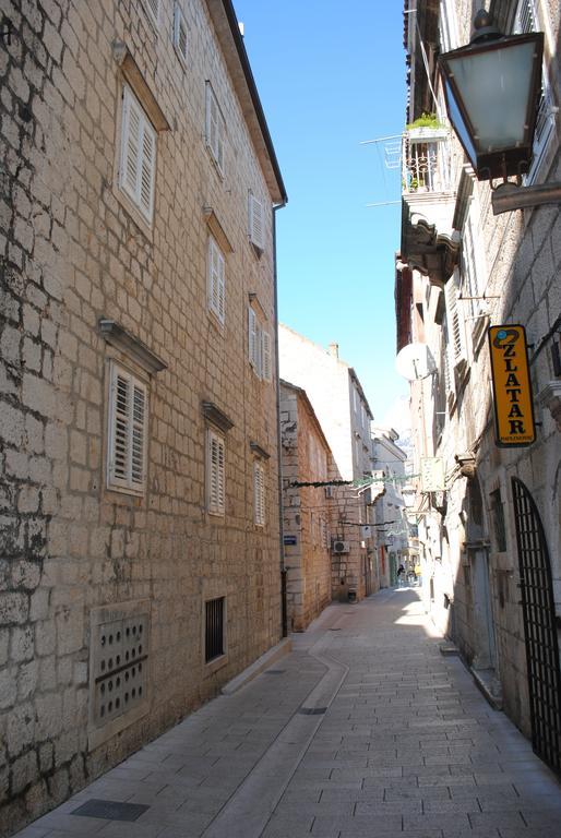 Apartment Optimist Makarska Oda fotoğraf
