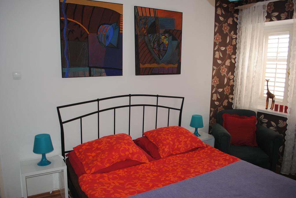 Apartment Optimist Makarska Oda fotoğraf