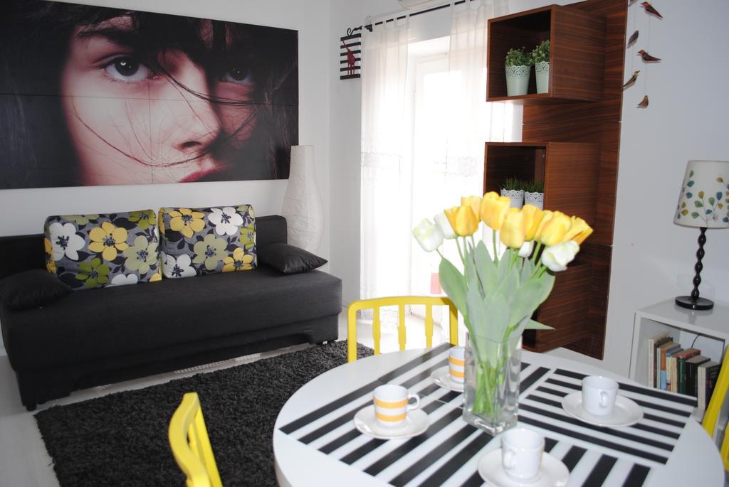 Apartment Optimist Makarska Oda fotoğraf
