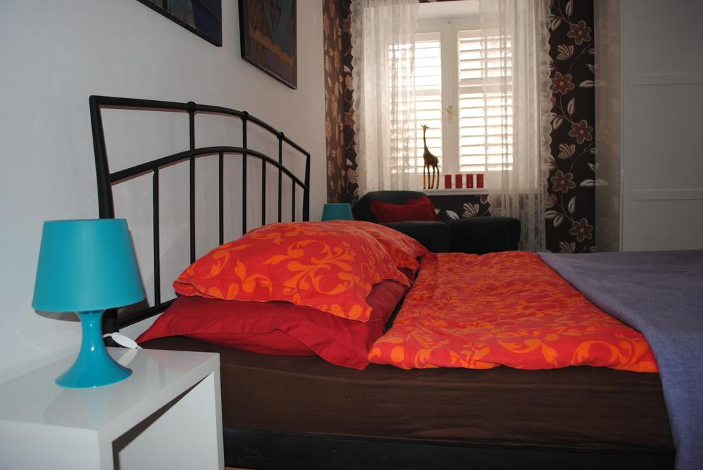 Apartment Optimist Makarska Oda fotoğraf