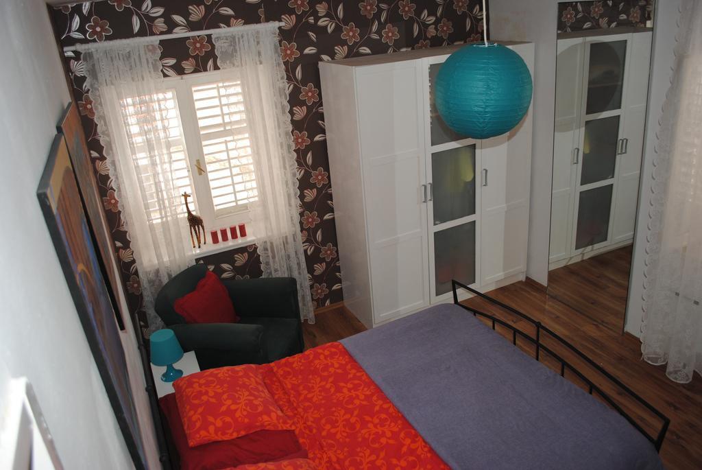 Apartment Optimist Makarska Oda fotoğraf